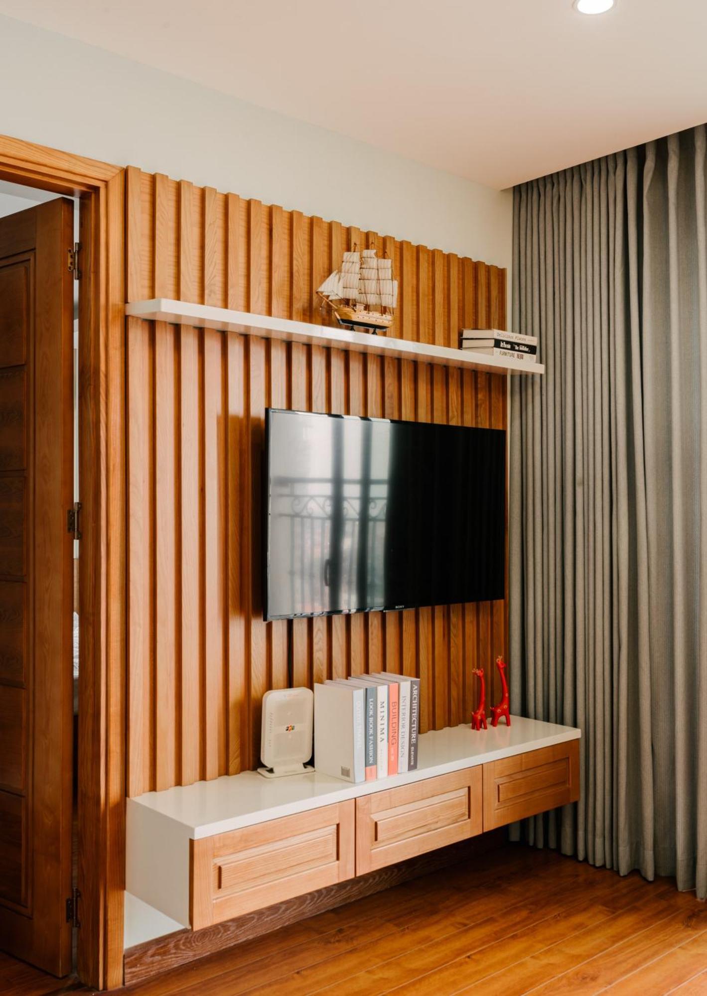 Hi-Home Suites - The West Lake Xuan Dieu Hanoi Exterior photo